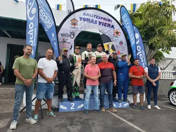 Entrega trofeos RSTV25