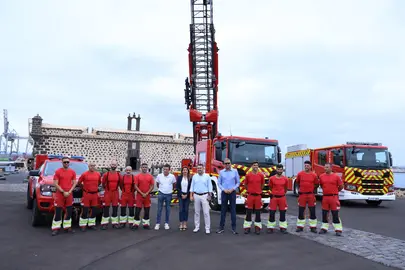 CAMION ESCALERA CONSORCIO EMERGENCIAS (5) (Copy)