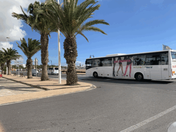 Guagua que va a Puerto del Carmen