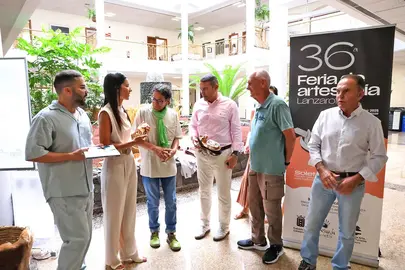 PRESENTACIÓN FERIA DE ARTESANÍA  (40)