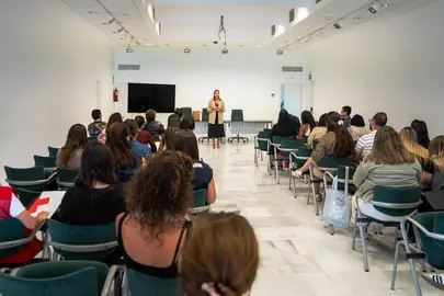 Maite Corujo en reunión con el Tercer sector.