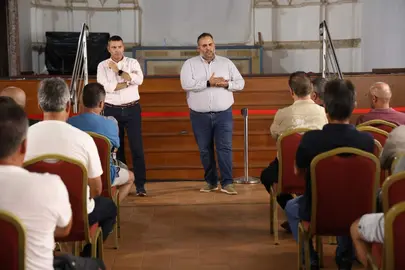 Reunión con el colectivo de cazadores