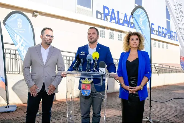 Anuncio de la apertura