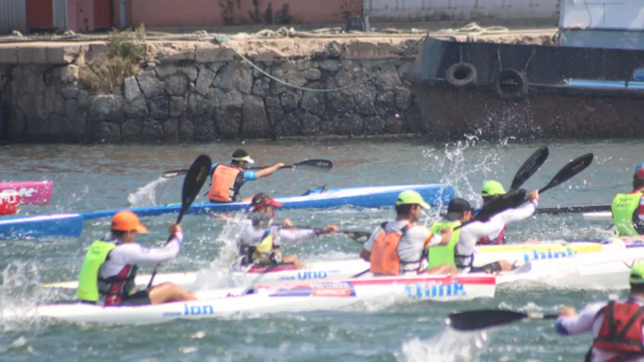 Piraguismo. Imagen de archivo.