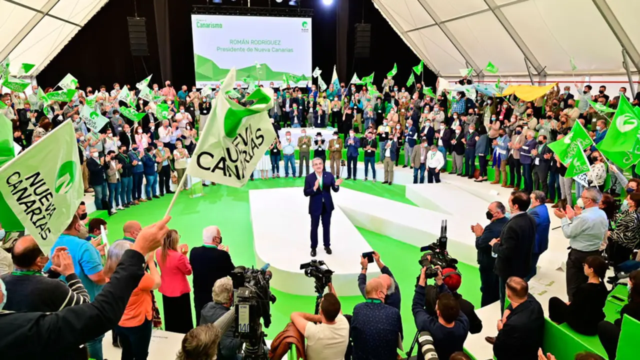 Rom&aacute;n Rodr&iacute;guez, aclamado en el &uacute;ltimo congreso de Nueva Canarias