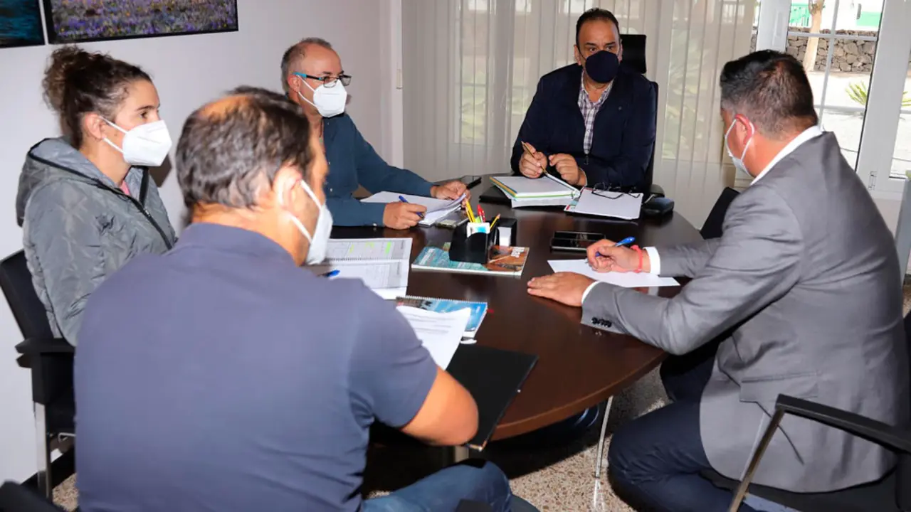 Un momento de la reuni&oacute;n entre representantes de ambas administraciones