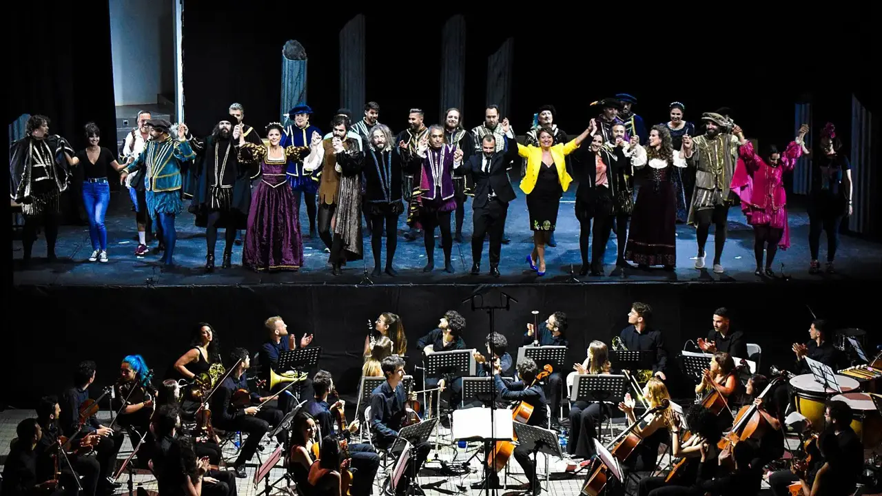 Rigoletto triunf&oacute; en T&iacute;as