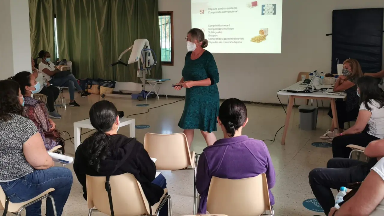 El SCS ofrece formaci&oacute;n para tratar con personas dependientes