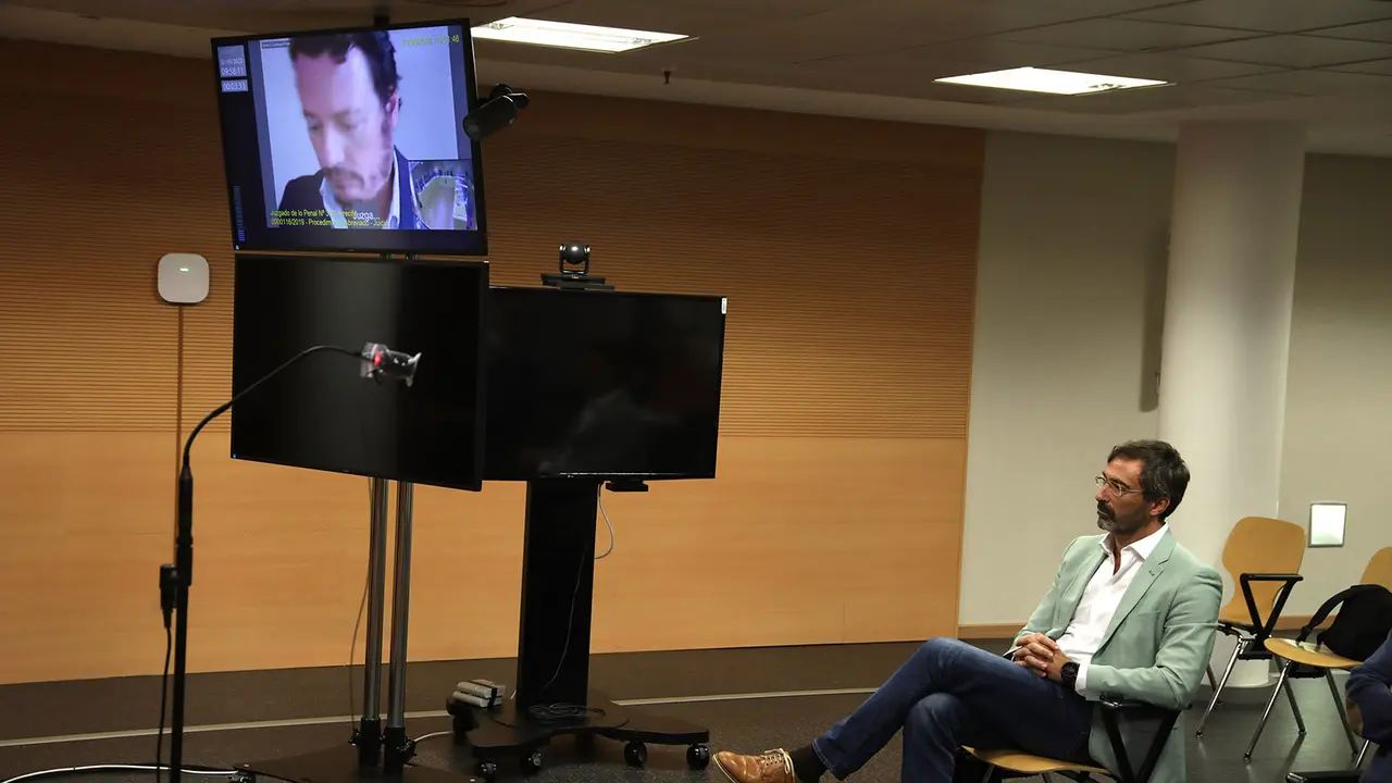 San Ginés escucha a Ignacio Calatayud, que declara por videoconferencia