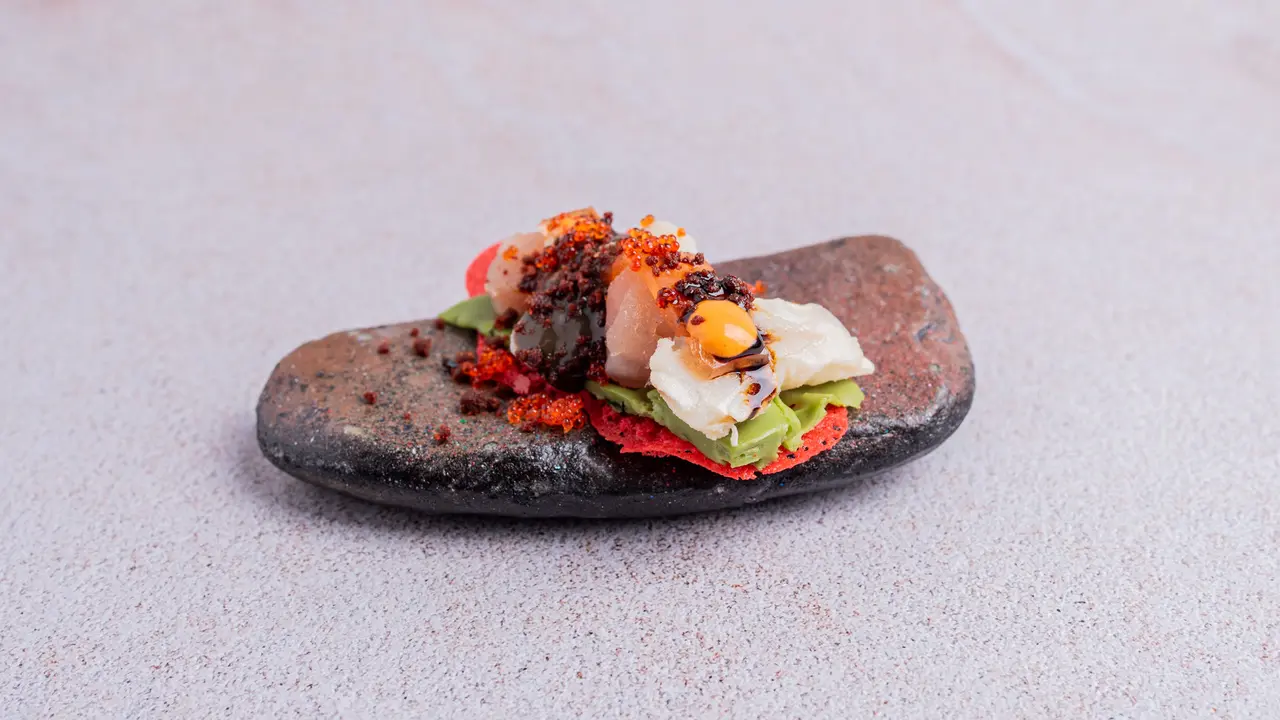 Txi-txa-rro. Mikel Fiestras en Miniature Enyesque Congress