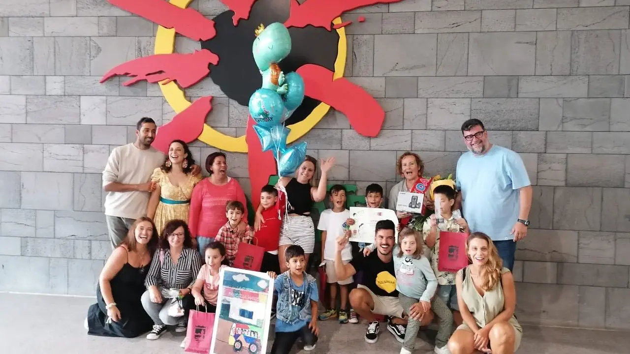 El alcalde de San Bartolomé recibe a