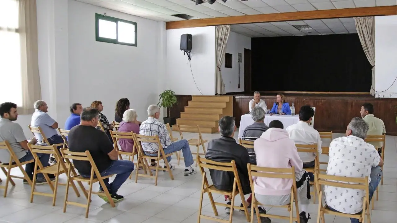 Reuni&oacute;n del Cabildo con los vecinos de Nazaret
