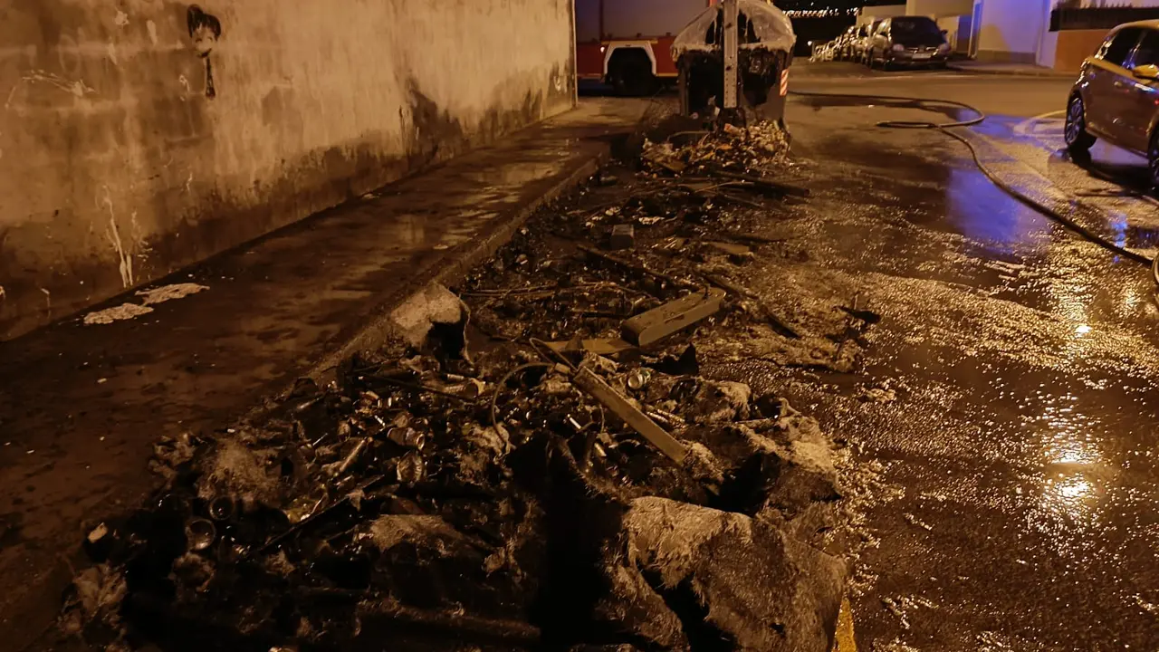 Así quedaron los contenedores