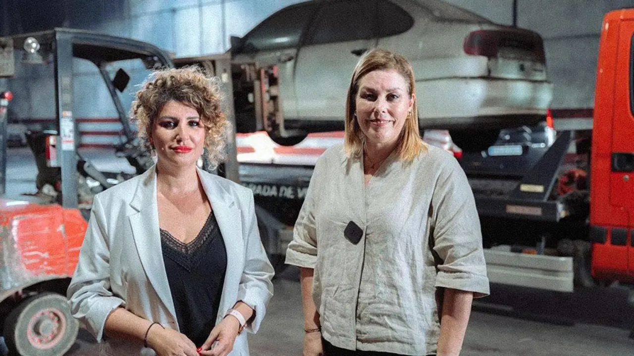 Alcaldesa y concejal en