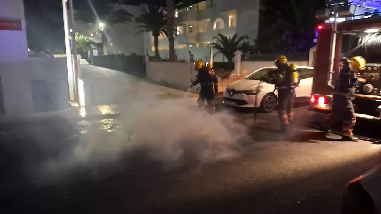 Imagen del incendio en Costa Teguise