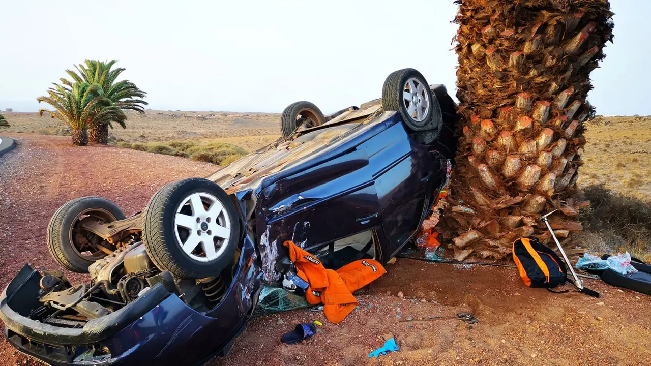 Vuelco del veh&iacute;culo cerca del Karting de San Bartolom&eacute;