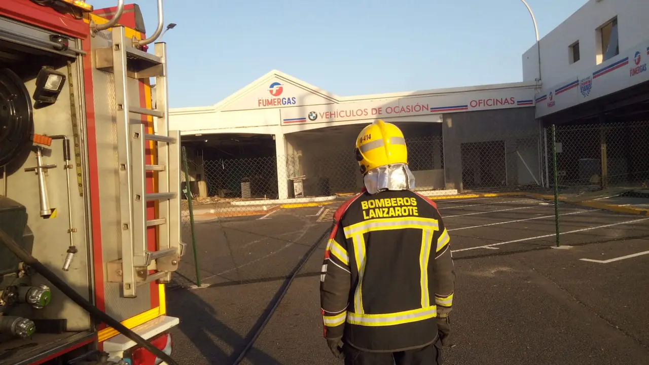 Incendio gasolinera abandonada de Arrecife