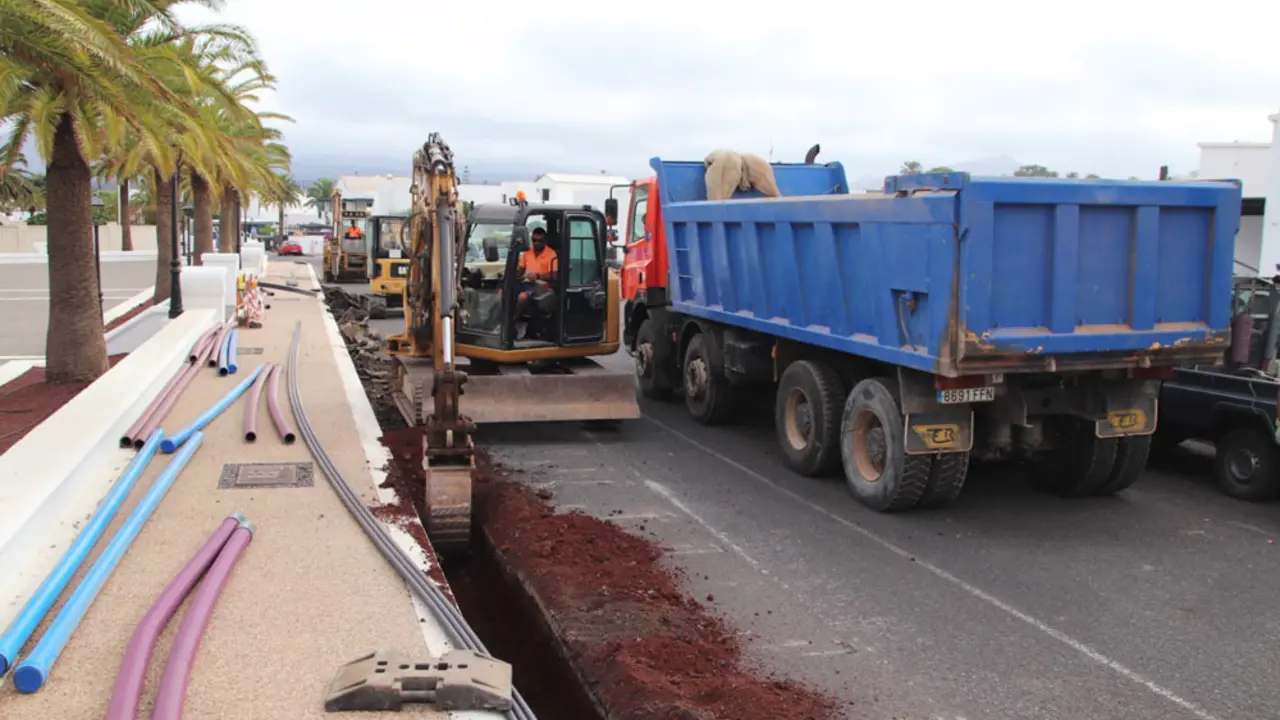 Mejoras viarias en el pueblo de Yaiza