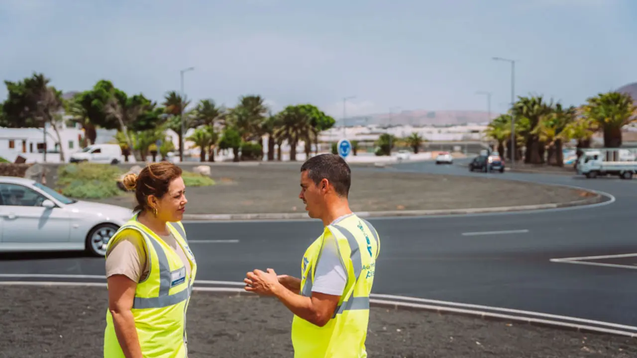 La alcaldesa Astrid Pérez junto al concejal Eduardo Placeres