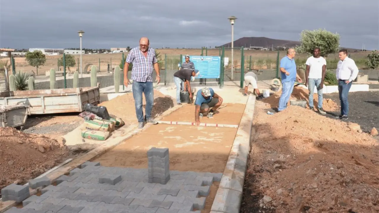 Obras para el parque canino de Yaiza