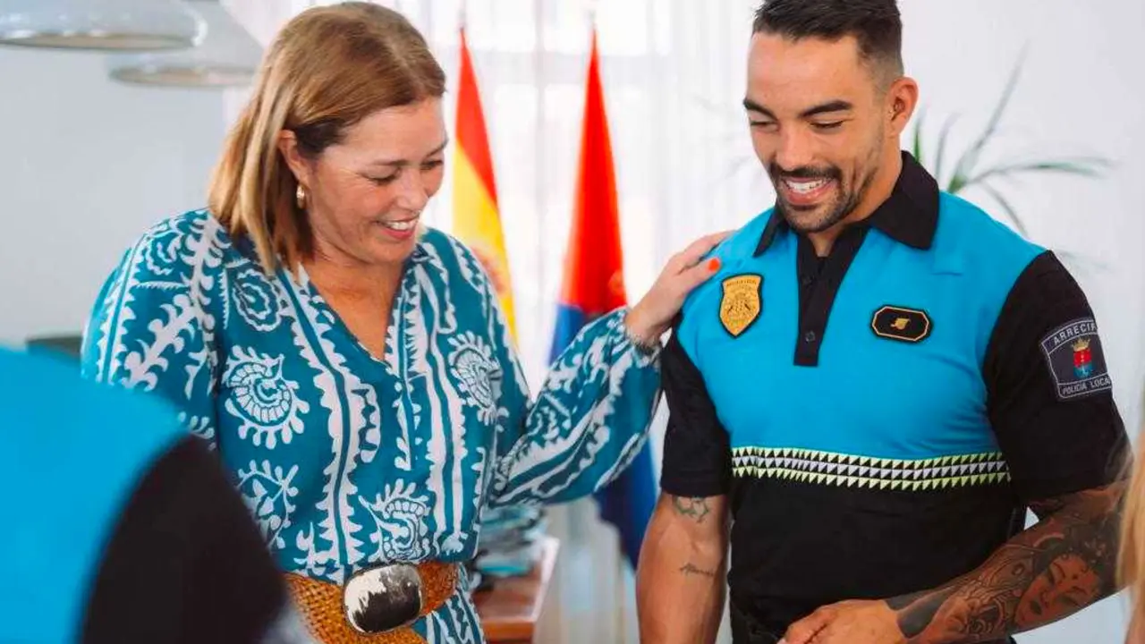 Jeremías Lasso y la alcaldesa de Arrecife