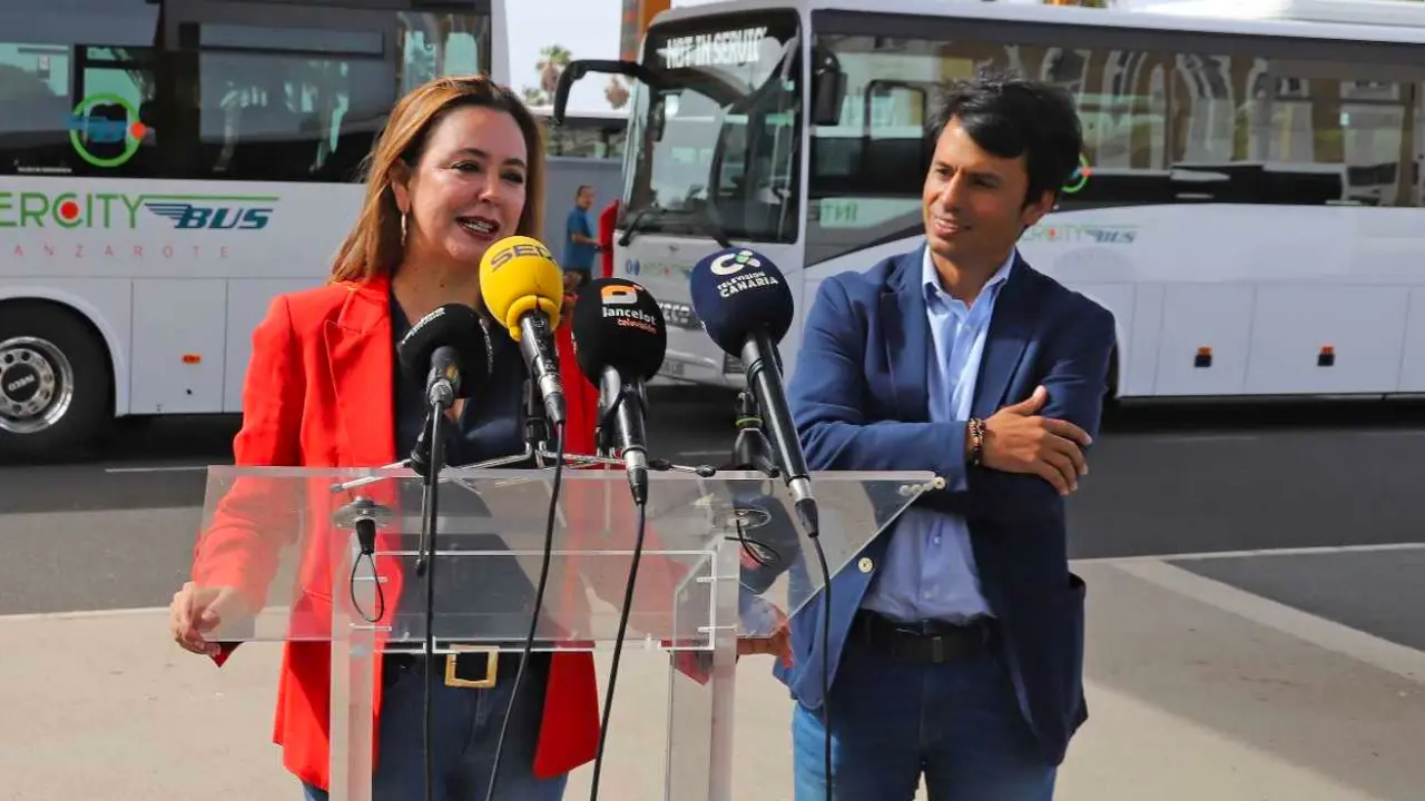 Presidenta y consejero del Cabildo