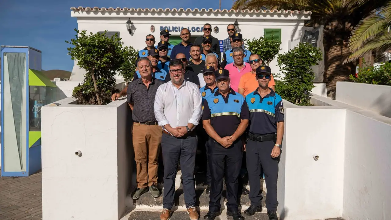 Jubilación del Oficial Jefe de la Policía Municipal de San Bartolomé