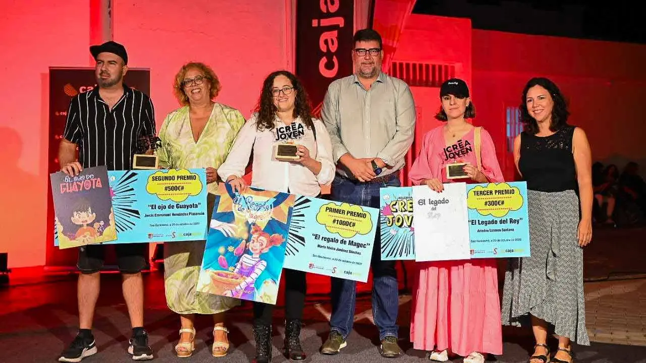 Entrega los premios del XIV Certamen Crea Joven