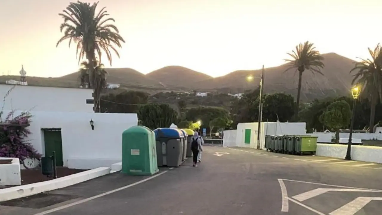 Zona de la parada de guaguas de Uga