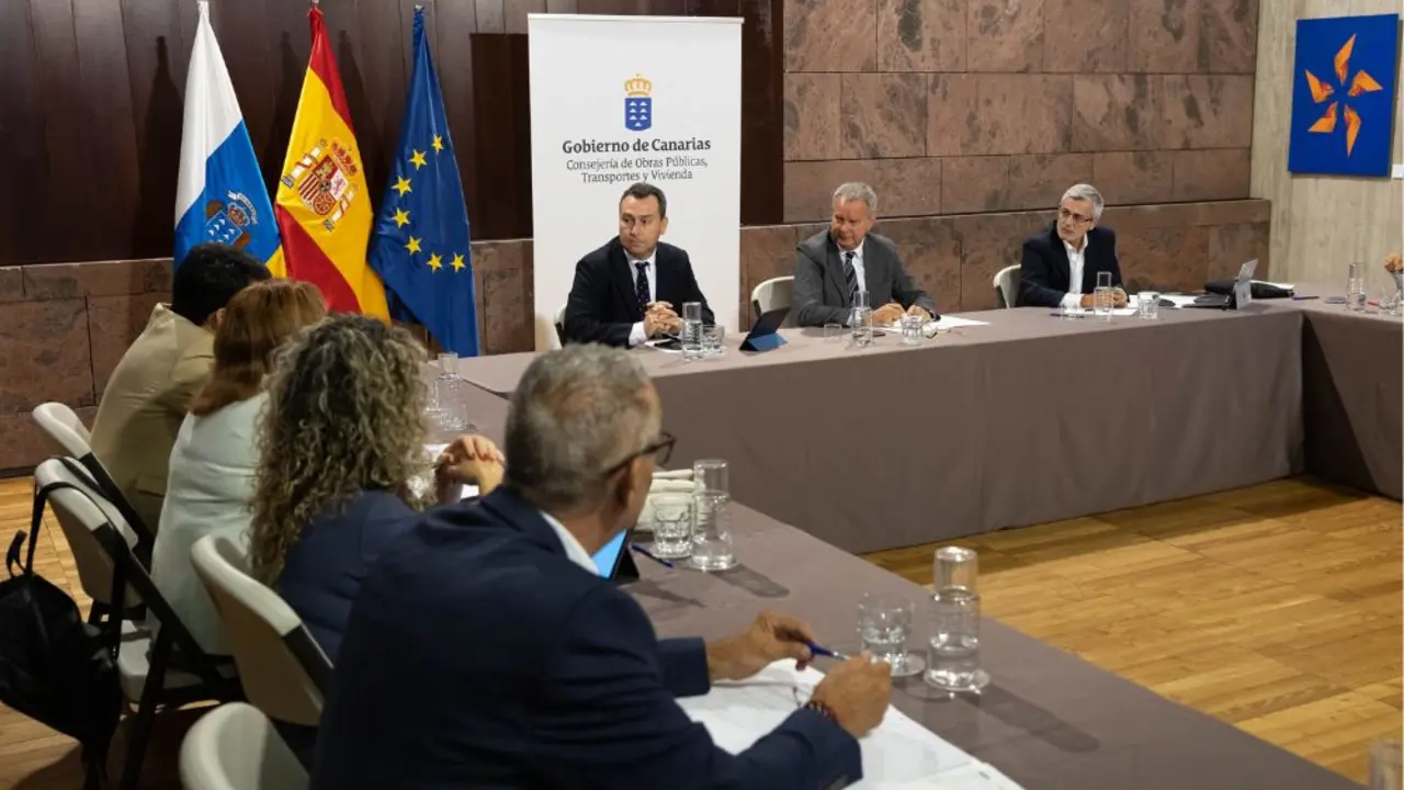 Reunión sobre el transporte de los cabildos