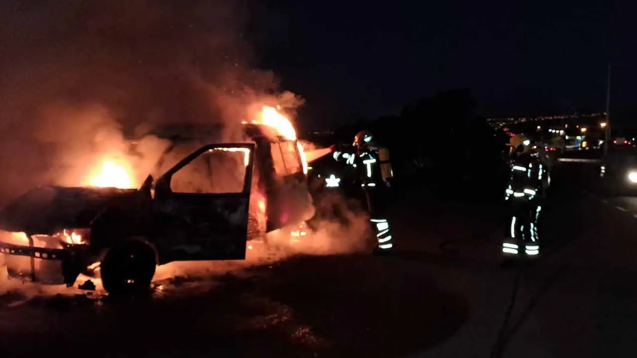 Incendio furgoneta