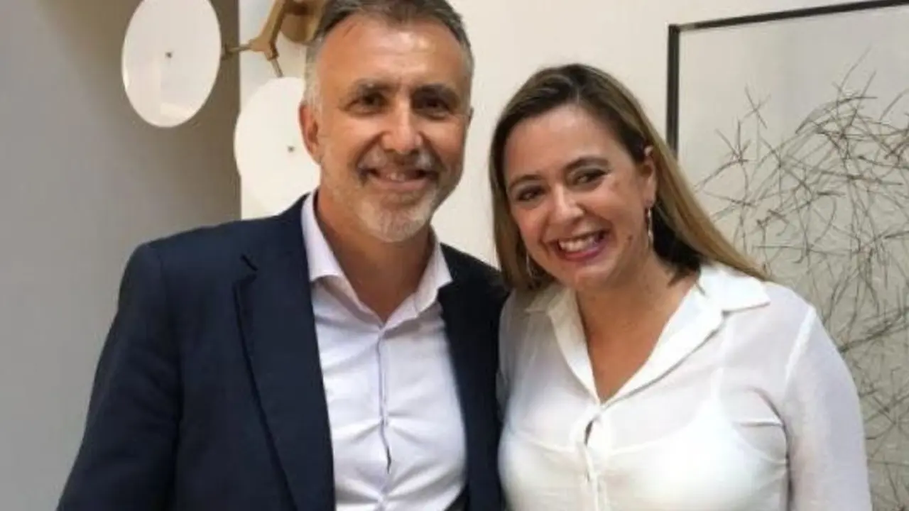 Ángel Víctor Torres y Dolores Corujo