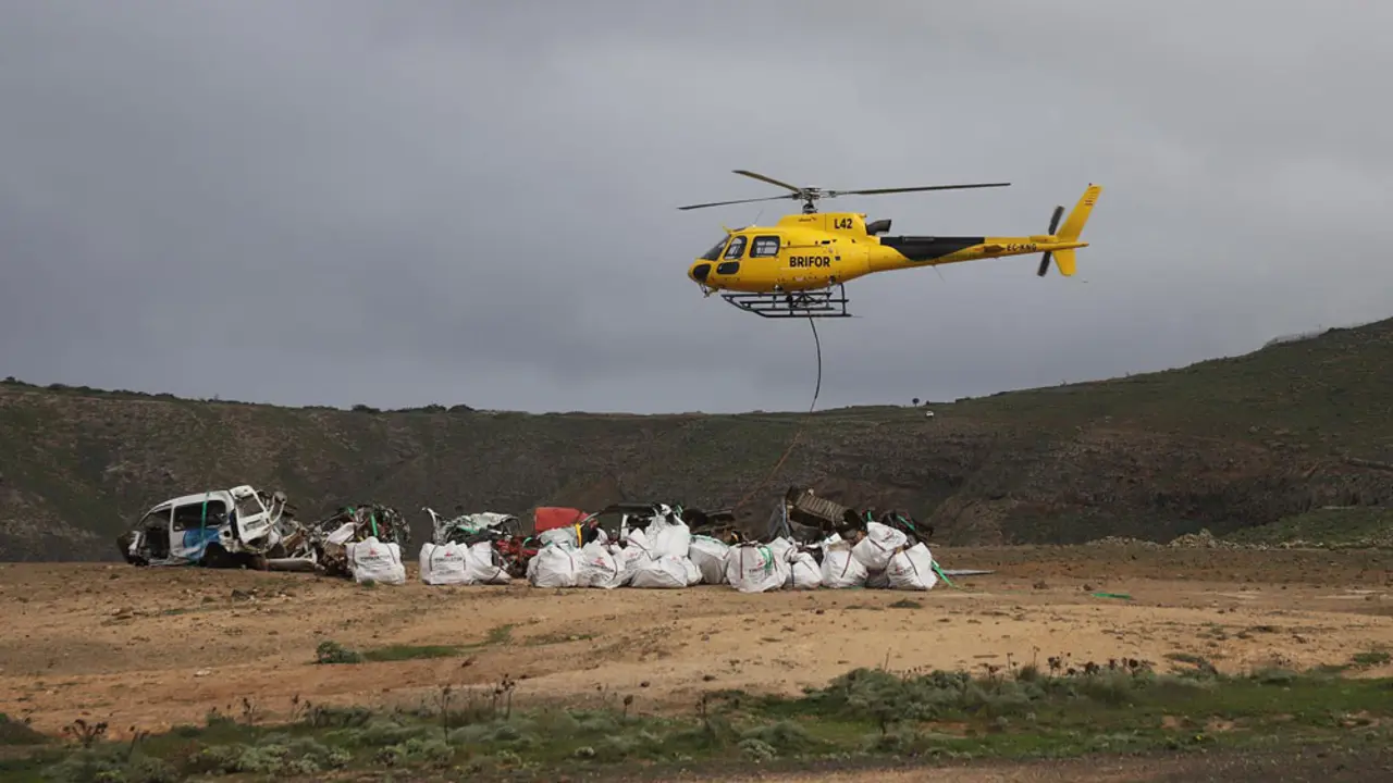 Retirada de vehículos precipitados en el Risco&nbsp;