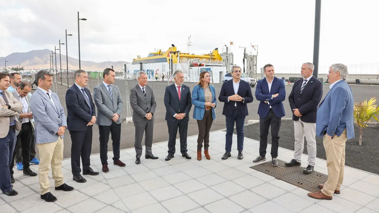 Inauguración del puerto de Playa Blanca