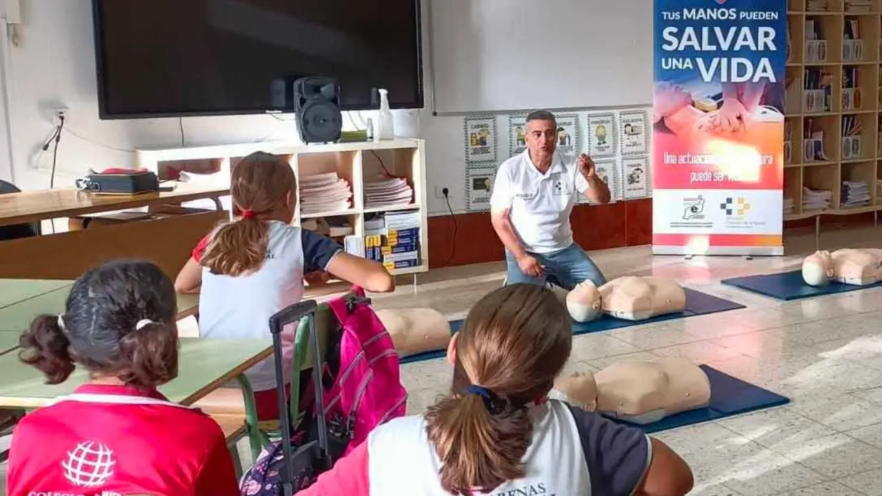 Formaci&oacute;n en t&eacute;cnicas b&aacute;sicas de reanimaci&oacute;n y primeros auxilios