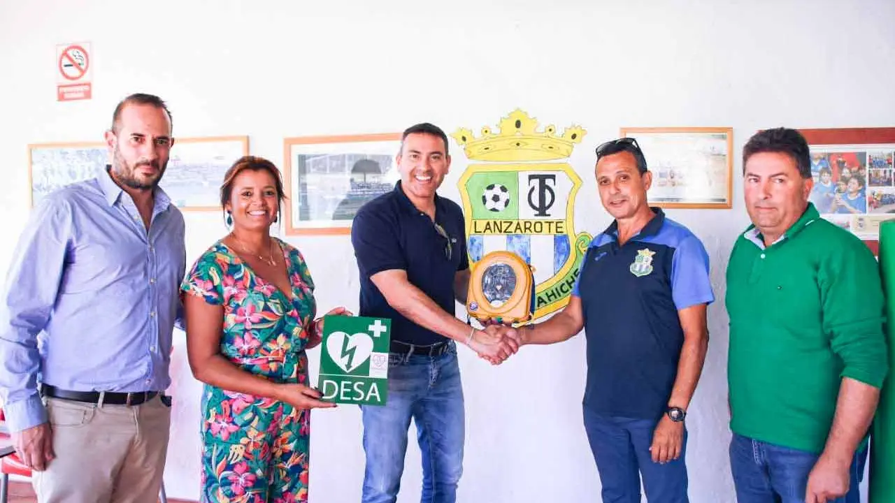 Visita del gobierno de Teguise a las instalaciones deportivas&nbsp;