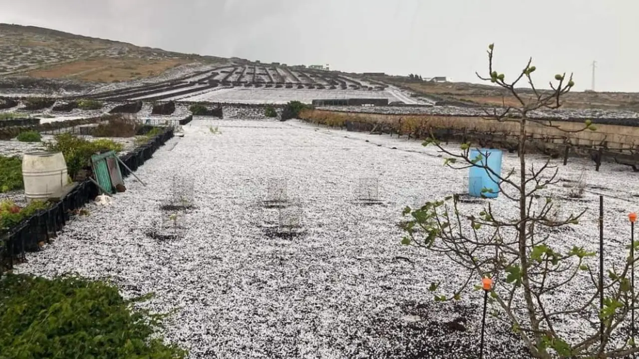 Granizada en Montaña Blanca