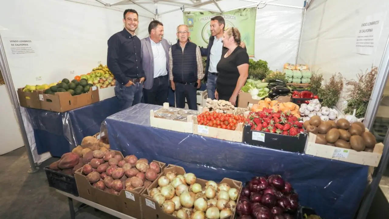 Oswaldo Betancort con el sector primario