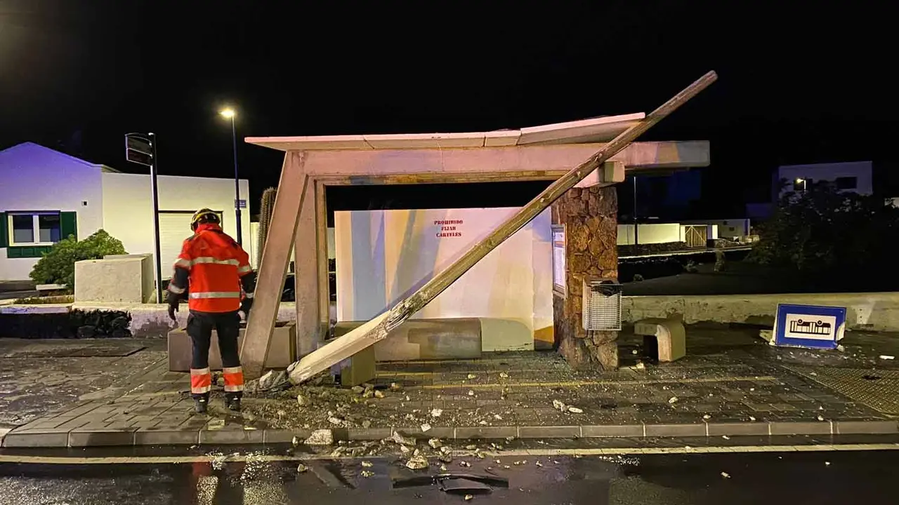 Estado en el que quedó la parada de guaguas