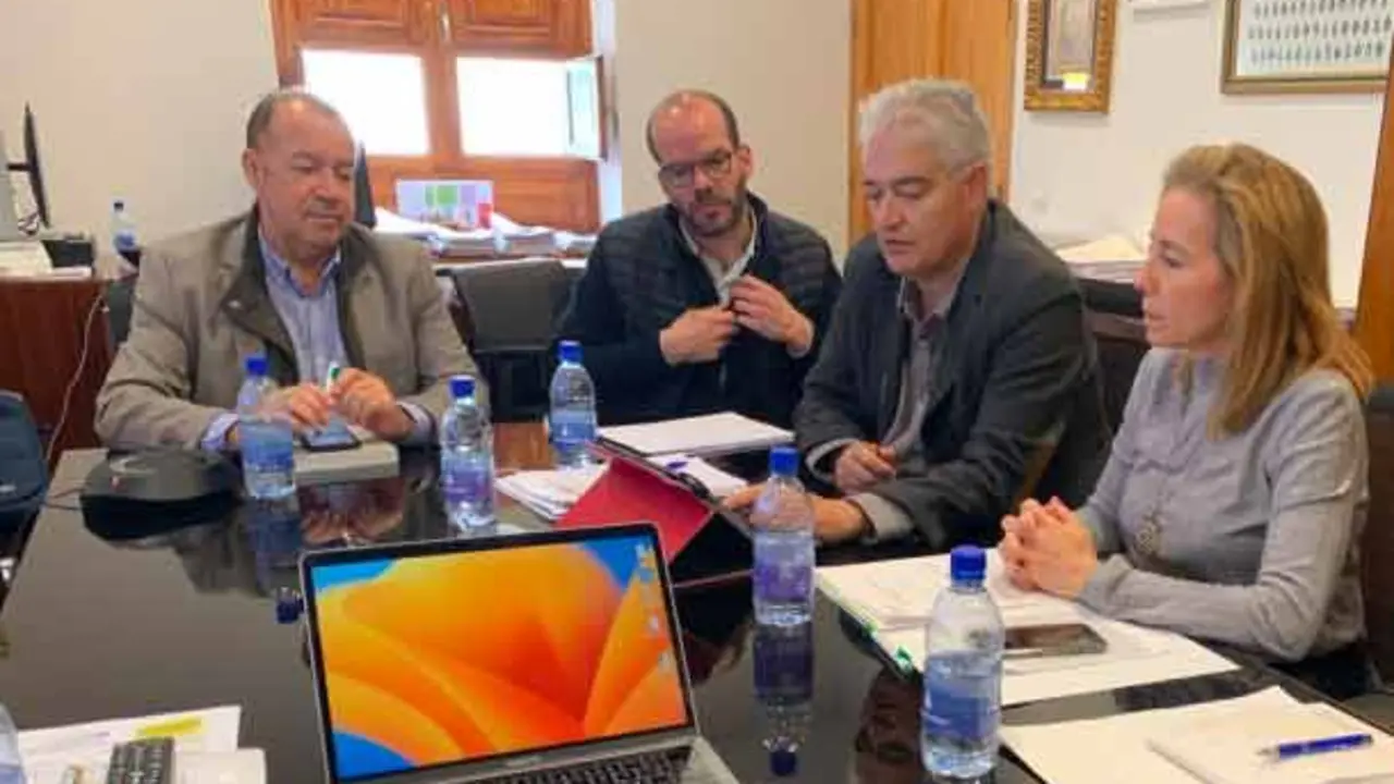 Reunión Ayuntamiento de Tías y Federación Turística