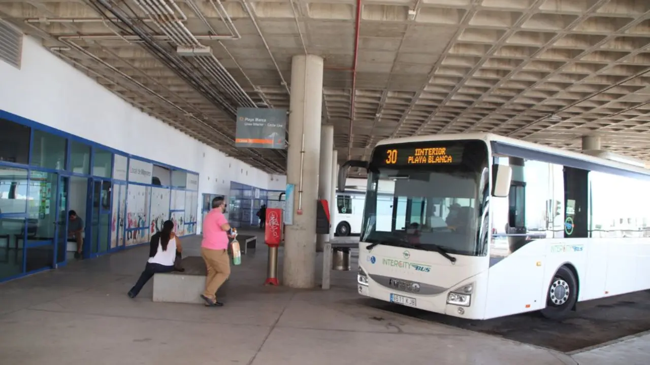 Estación de guaguas de Playa Blanca
