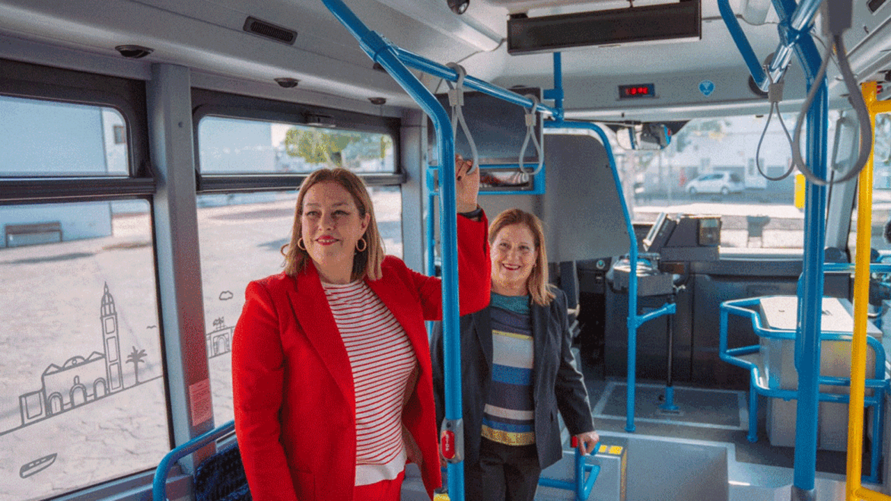 Astrid Pérez y Ángela Hernández
