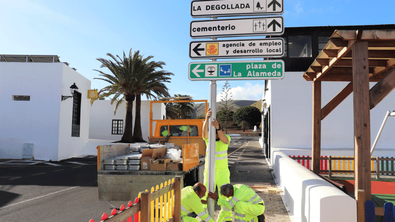 Nueva señalética en Yaiza