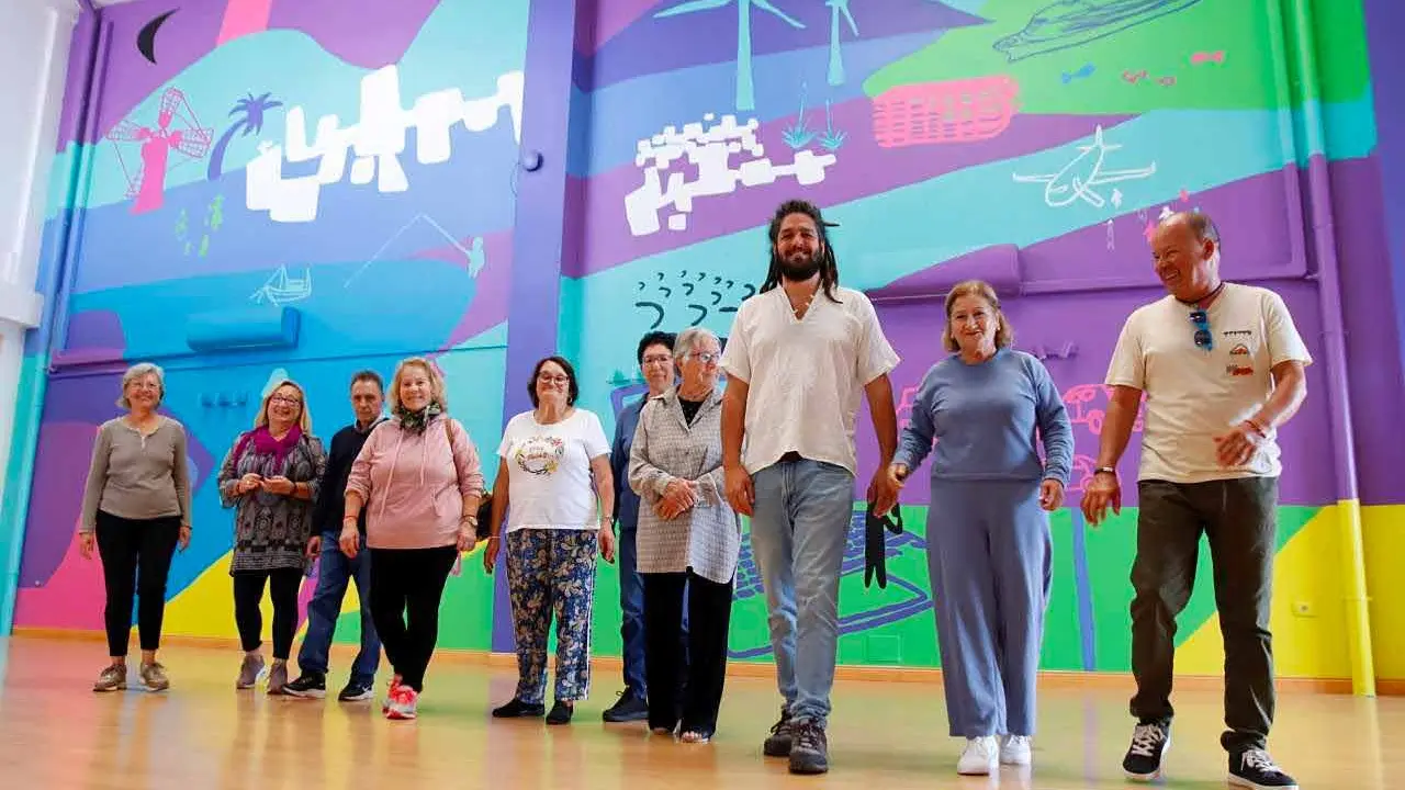 Mural con los mayores de Tías