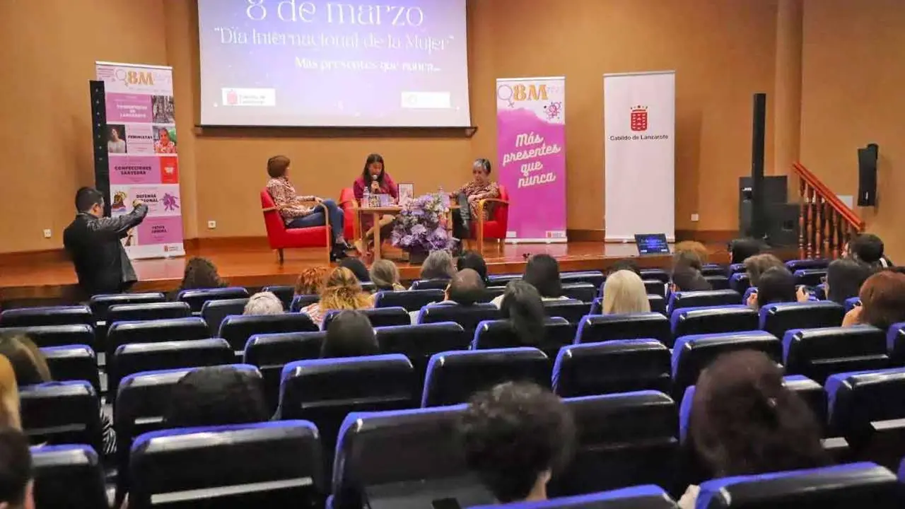 Charlas 8M Cabildo de Lanzarote