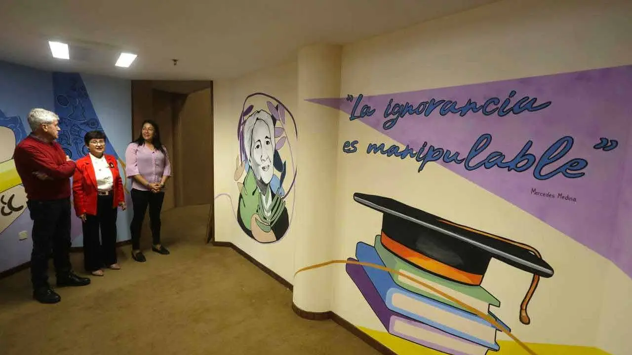 Mural en homenaje a Mercedes Medina