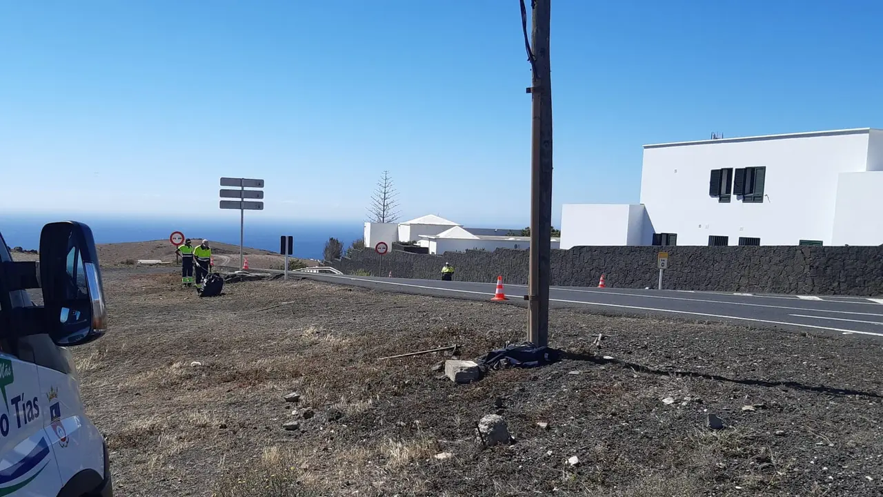 Limpieza en un solar cerca de A Casa