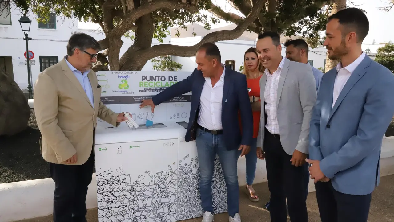 Nuevo punto de reciclado en Tinajo
