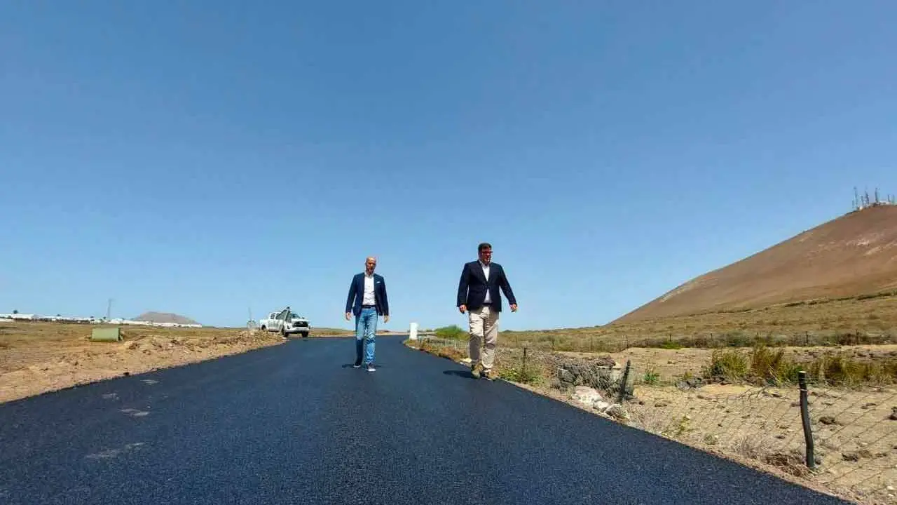 Camino agrícola de Montaña Mina