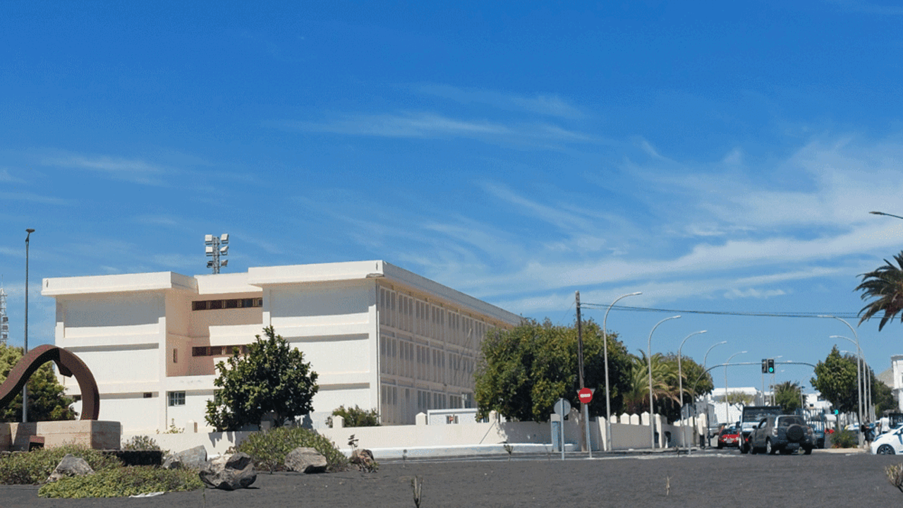 IES Altavista antiguo colegio Mercedes Medina